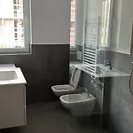 Casa Canova - With Free Garage דירה *