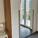דירה Casa Canova - With Free Garage טרנטו