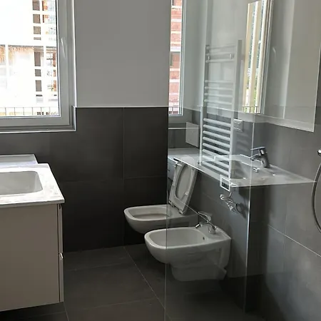 Casa Canova - With Free Garage شقة *