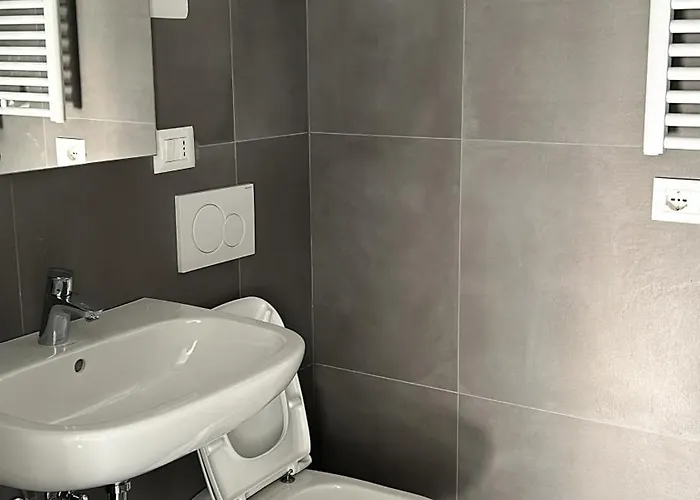 Апартаменты Casa Canova - With Free Garage Тренто