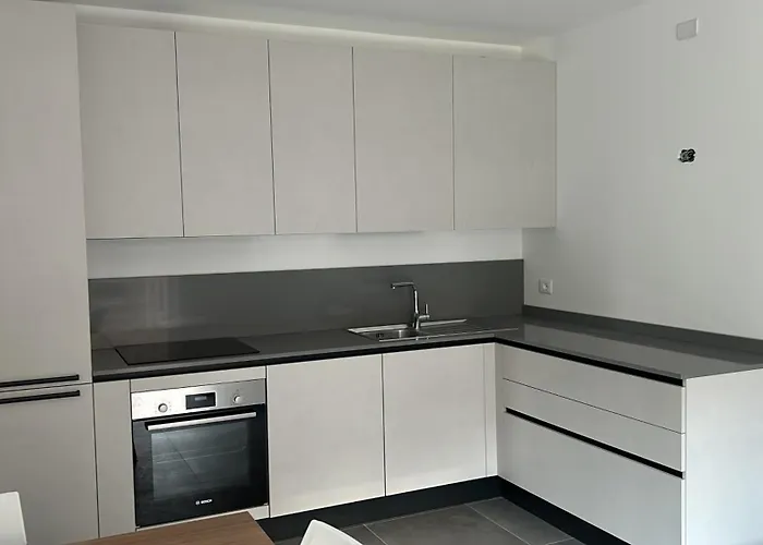 Apartment Casa Canova - With Free Garage Trient