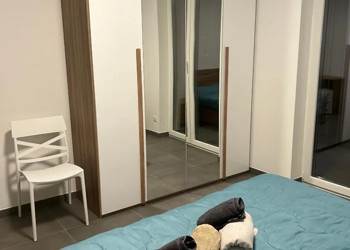 Casa Canova - With Free Garage *